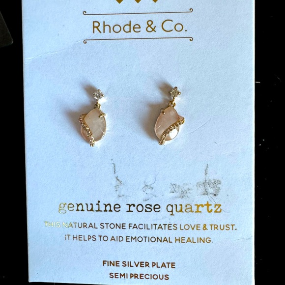 ❤️Rhode & Co. Gold tone with crystal rhinestone Teardrop cut drop earrings - Picture 1 of 5